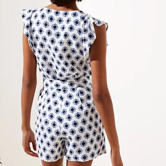 LOFT Flutter Romper Linen Mix Blue/White‎ Women's Size 0 - Picture 3 of 14